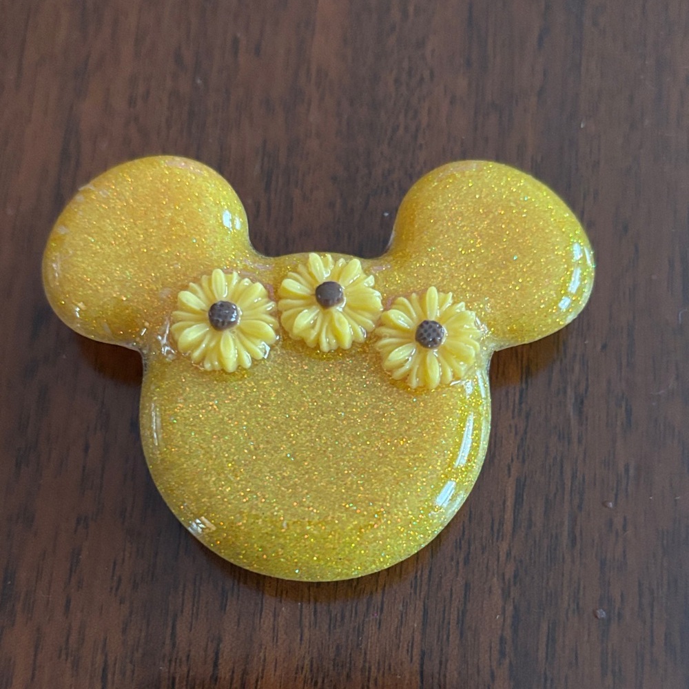 ‼️ SALE ☃️‼️ Mickey Mouse Sunflower Popsocket